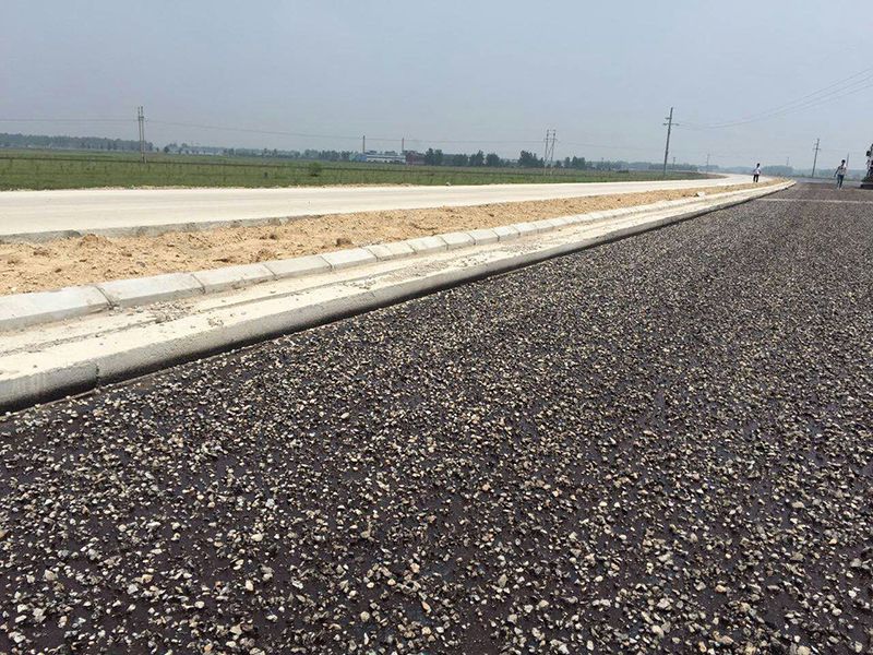 乳化瀝青同步碎石封層